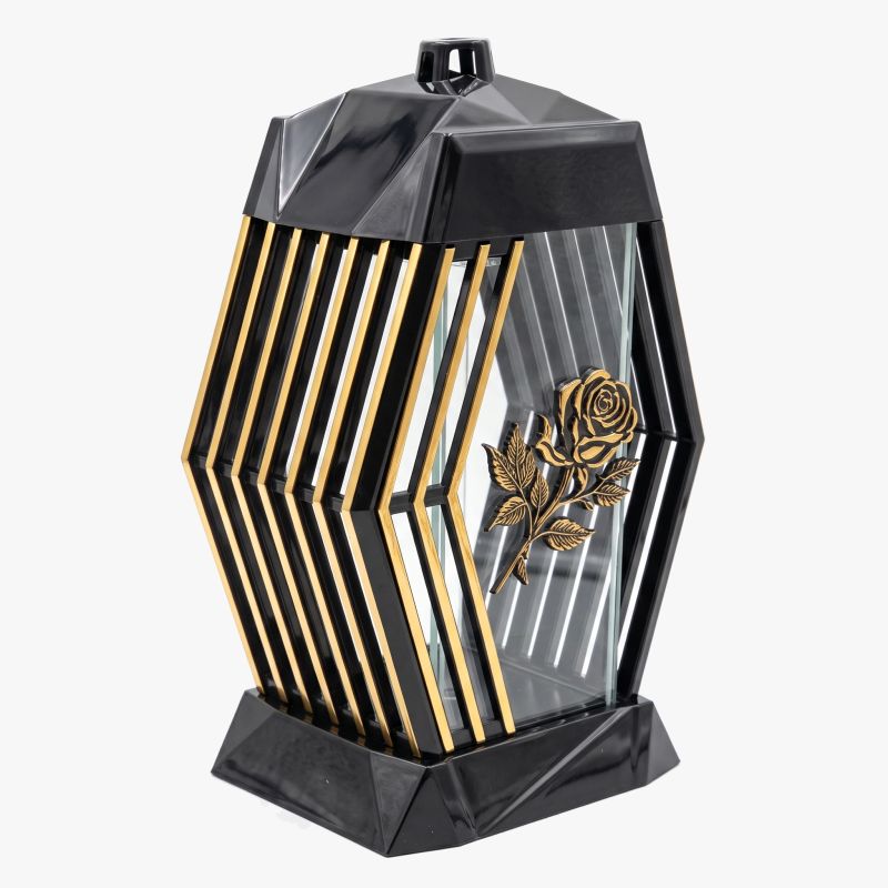 Znicz lampion czarno-złoty z różą – zdjęcie produktowe na białym tle